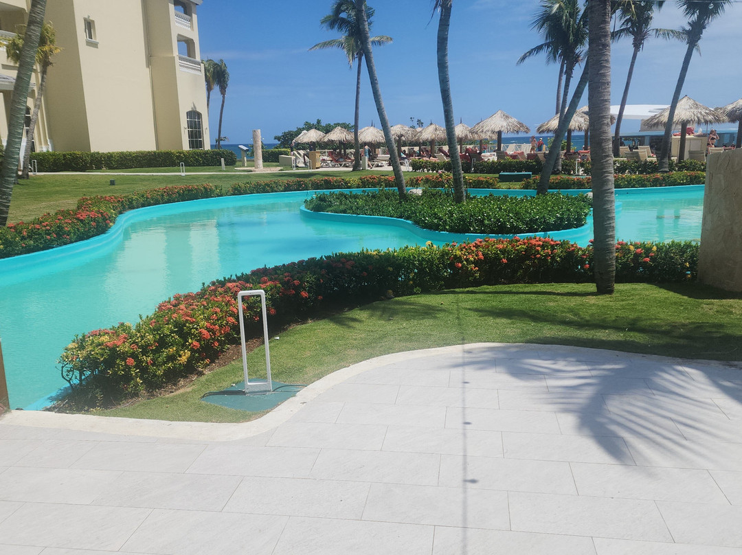 Iberostar Waves Rose Hall Beach主图