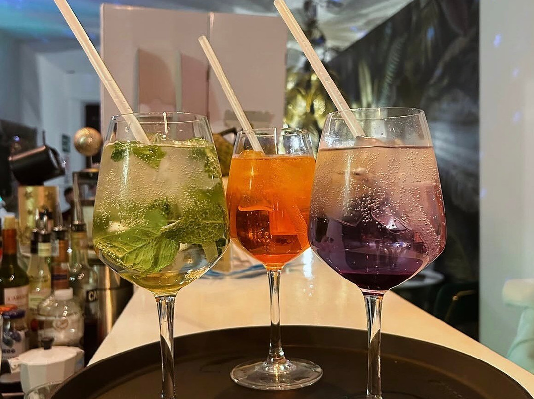 L'Incontro Bistrot - Wine Food & More
