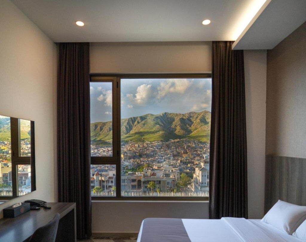 Wan Hotel & Lounge