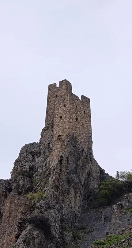 Tower Complex Vovnushki-Dzheyrakh必去景点