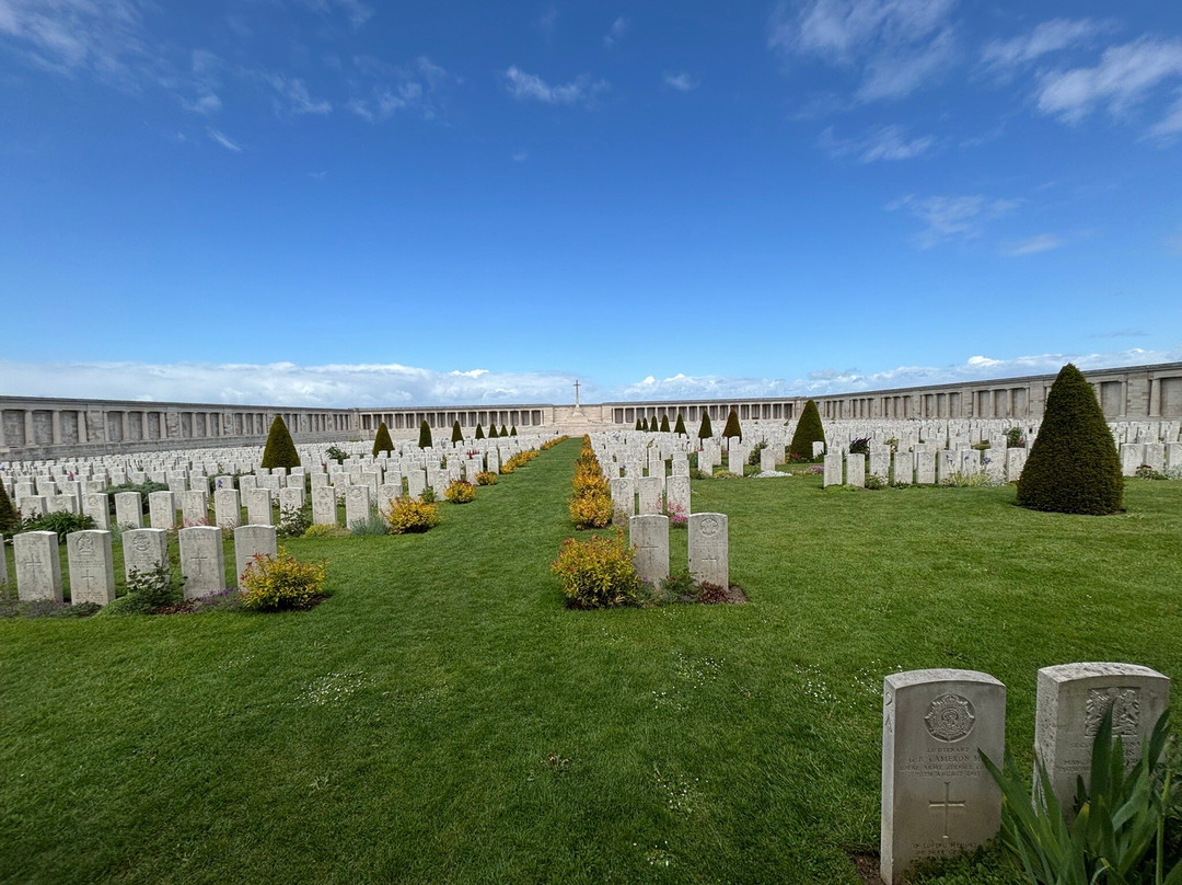 Les Alouettes Battlefield Tours-Hardecourt-aux-Bois必去景点