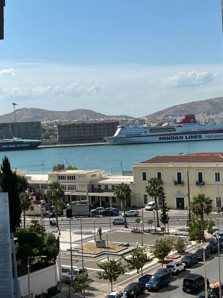 格拉罗斯酒店-旅行者