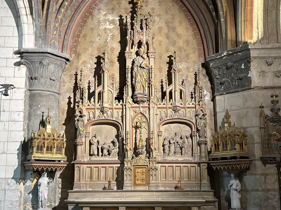 Abbatiale Saint-Saulve-Montreuil-sur-Mer必去景点