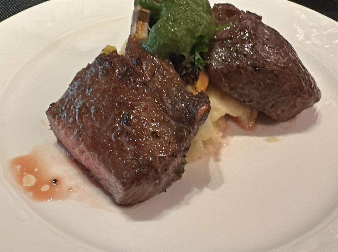 Qatar Airways Premium Lounge - Changi Airport-新加坡必去景点
