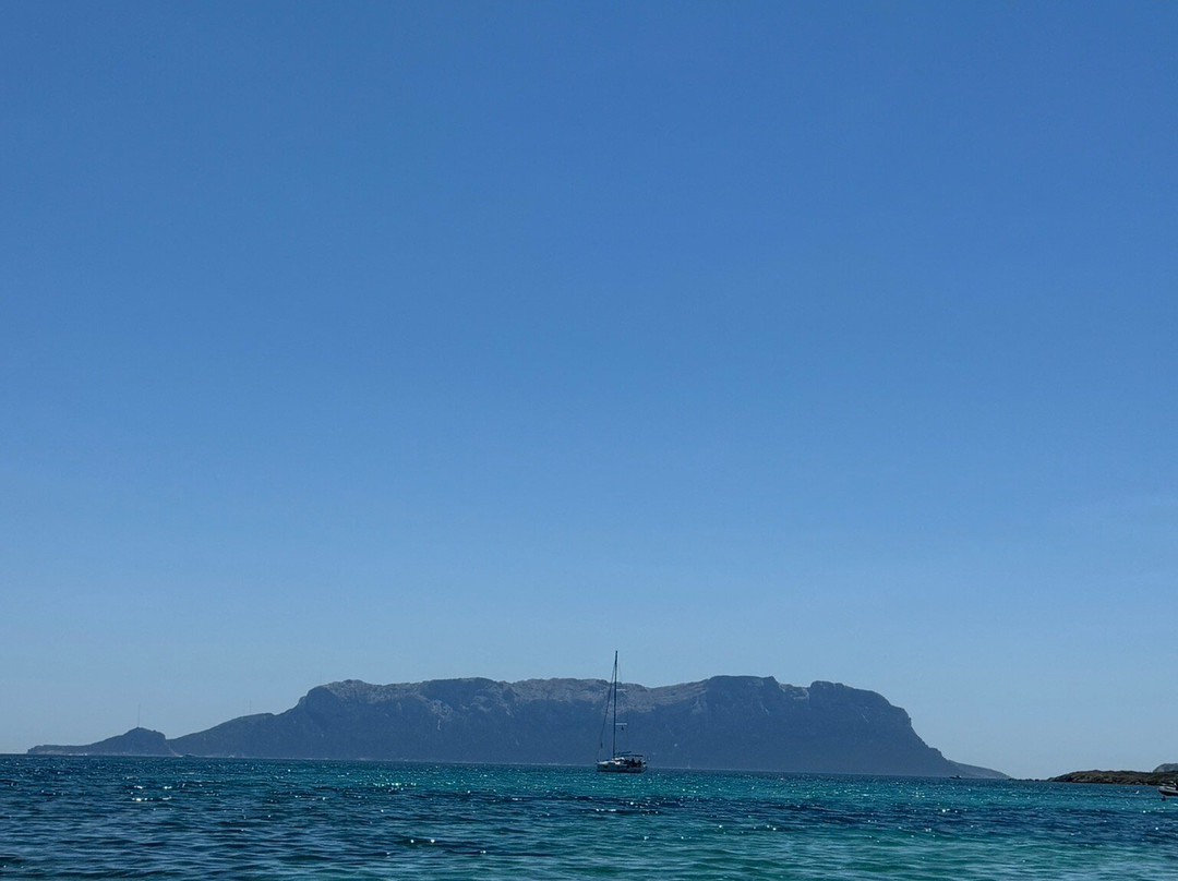 Cala Sos Aranzos-Golfo Aranci必去景点