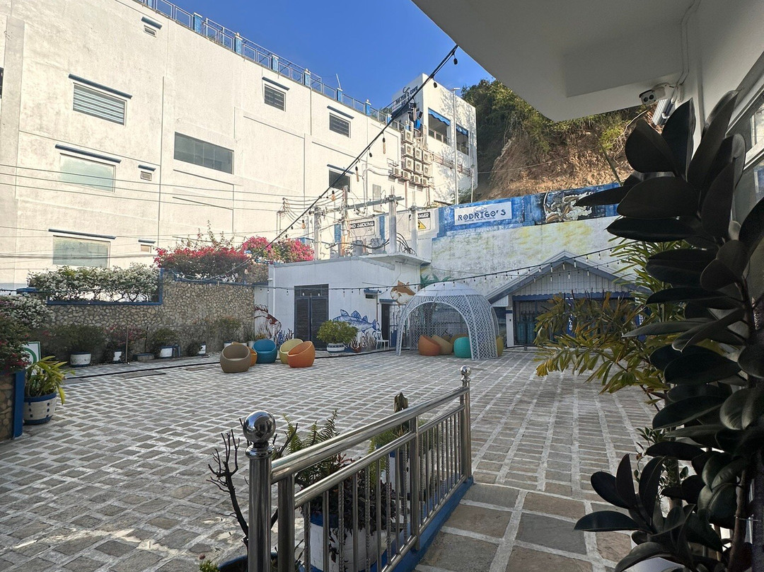 Santiago Cove Hotel and Restaurant主图