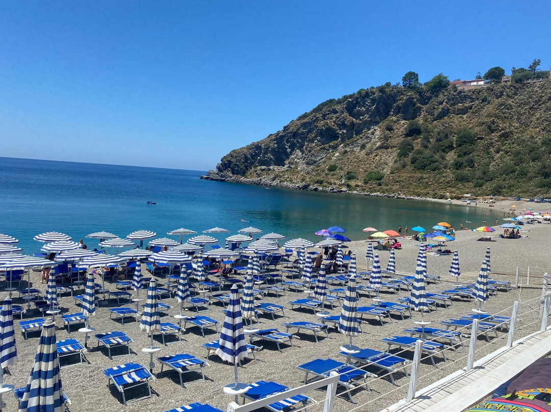 Spiaggia Baia Del Tono-Milazzo必去景点