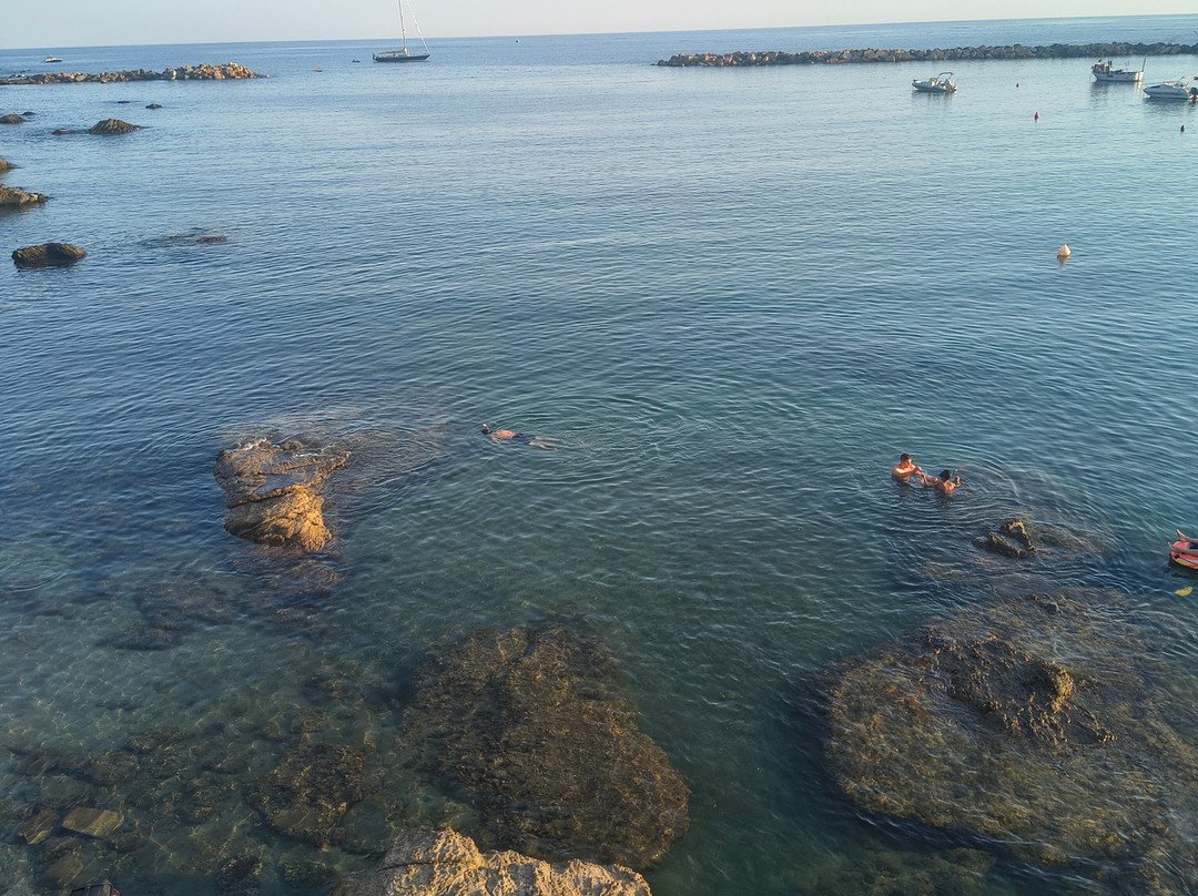 Bay of Silence-东塞斯特里必去景点