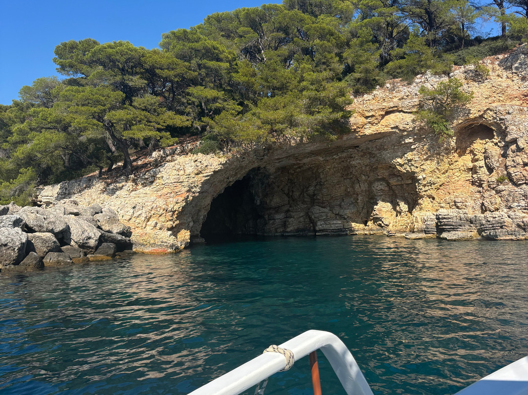 Kalypso Boat Trips Alonissos-Patitiri必去景点