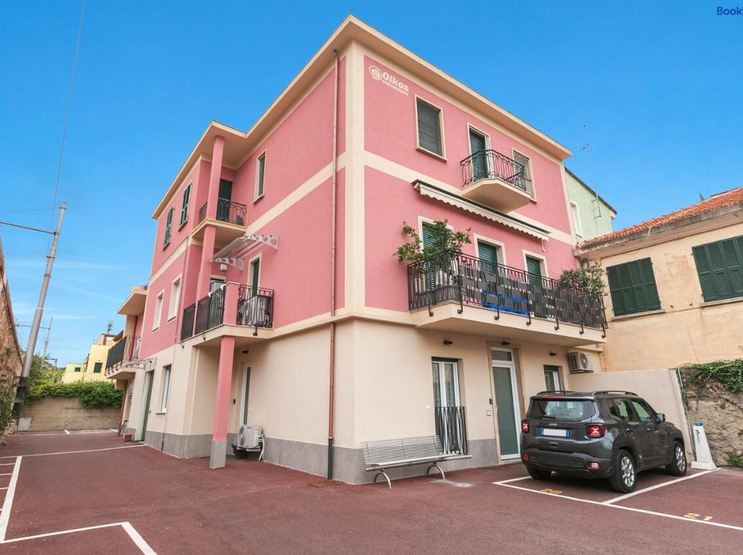 Merlo Apartments