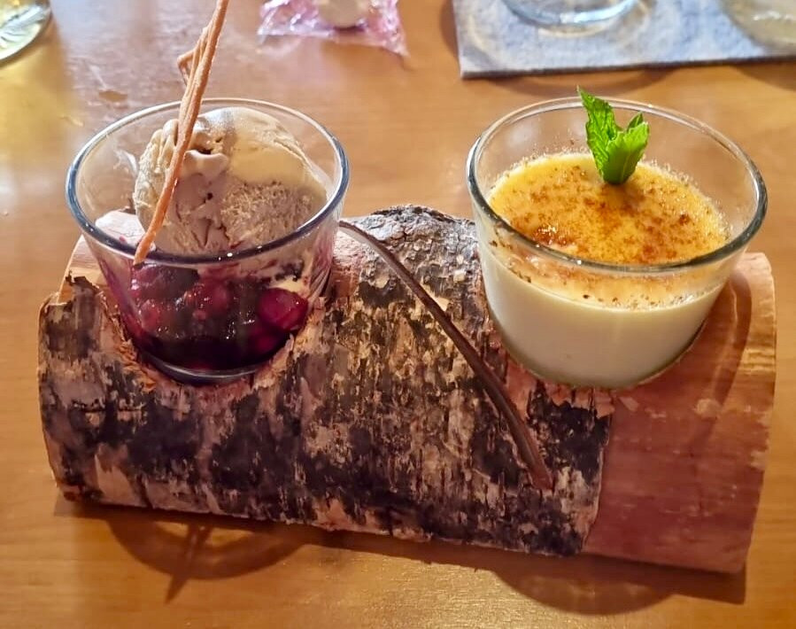 小鹿酒店主图