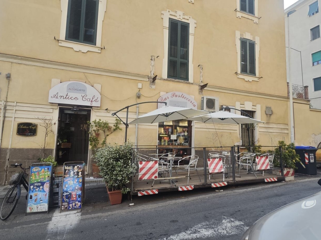 Antico Cafe'di Mura Gian Piero Sas