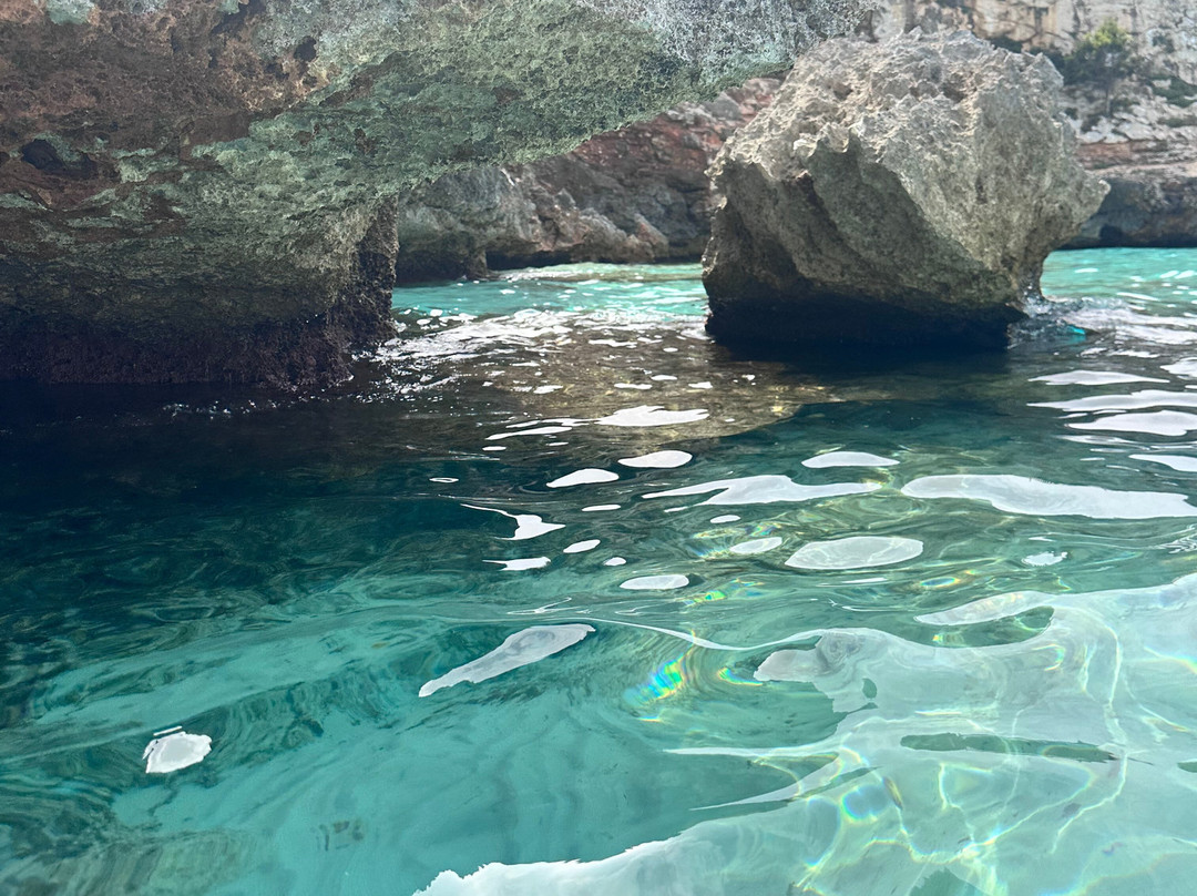 Cala Anguila-马纳科尔必去景点