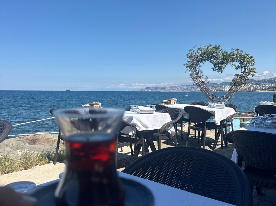 Kamiloğlu Köfte