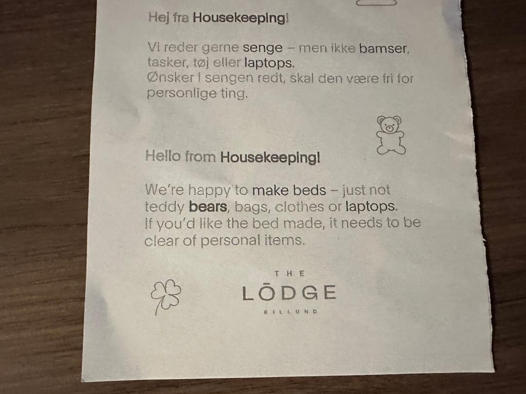 比隆郊外小屋主图