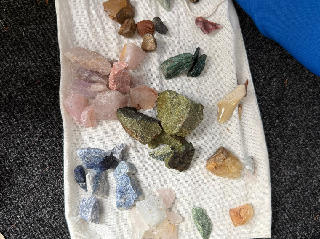 Door County Rock and Gem-Ephraim必去景点