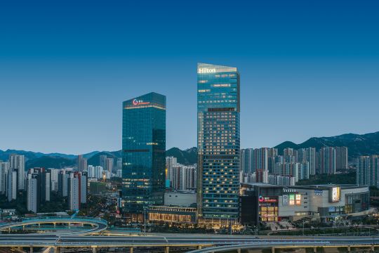济南绿发希尔顿酒店及公寓-官方