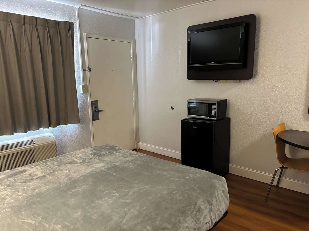 Motel 6 彭萨科拉，佛罗里达州 - 机场西