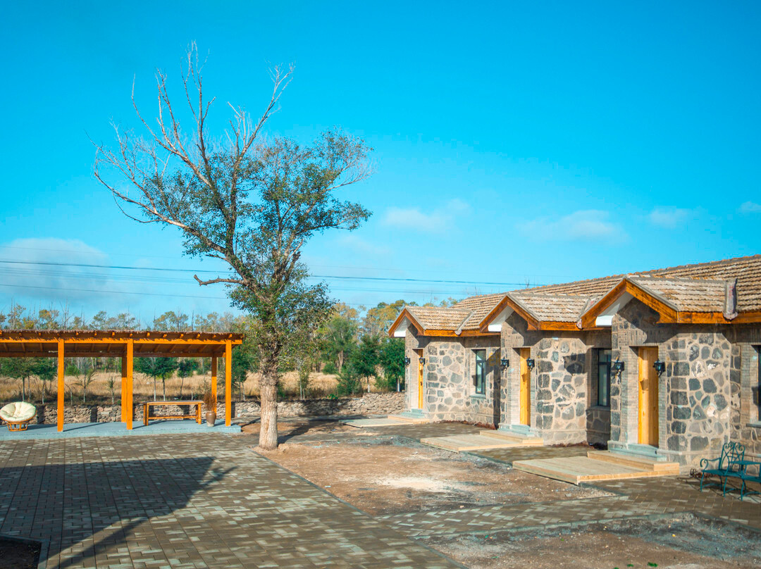 花筑·及尔小站原筑民宿(乌兰哈达火山地质公园店)