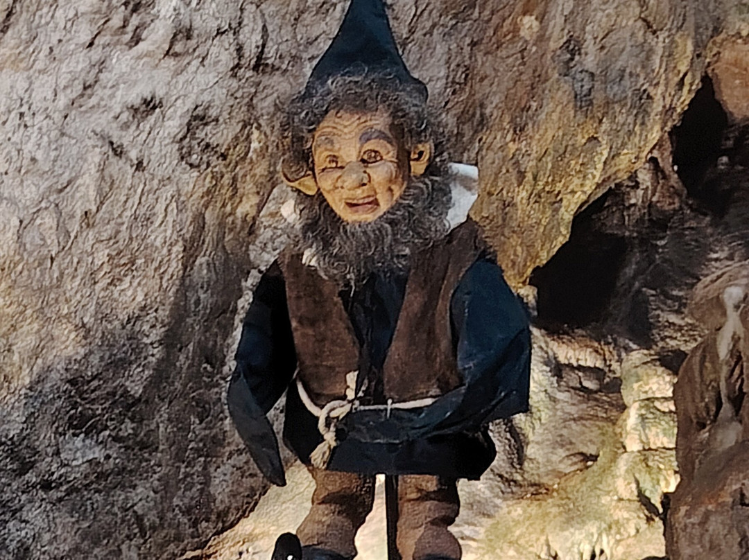 La Grotte de Nichet-Fromelennes必去景点