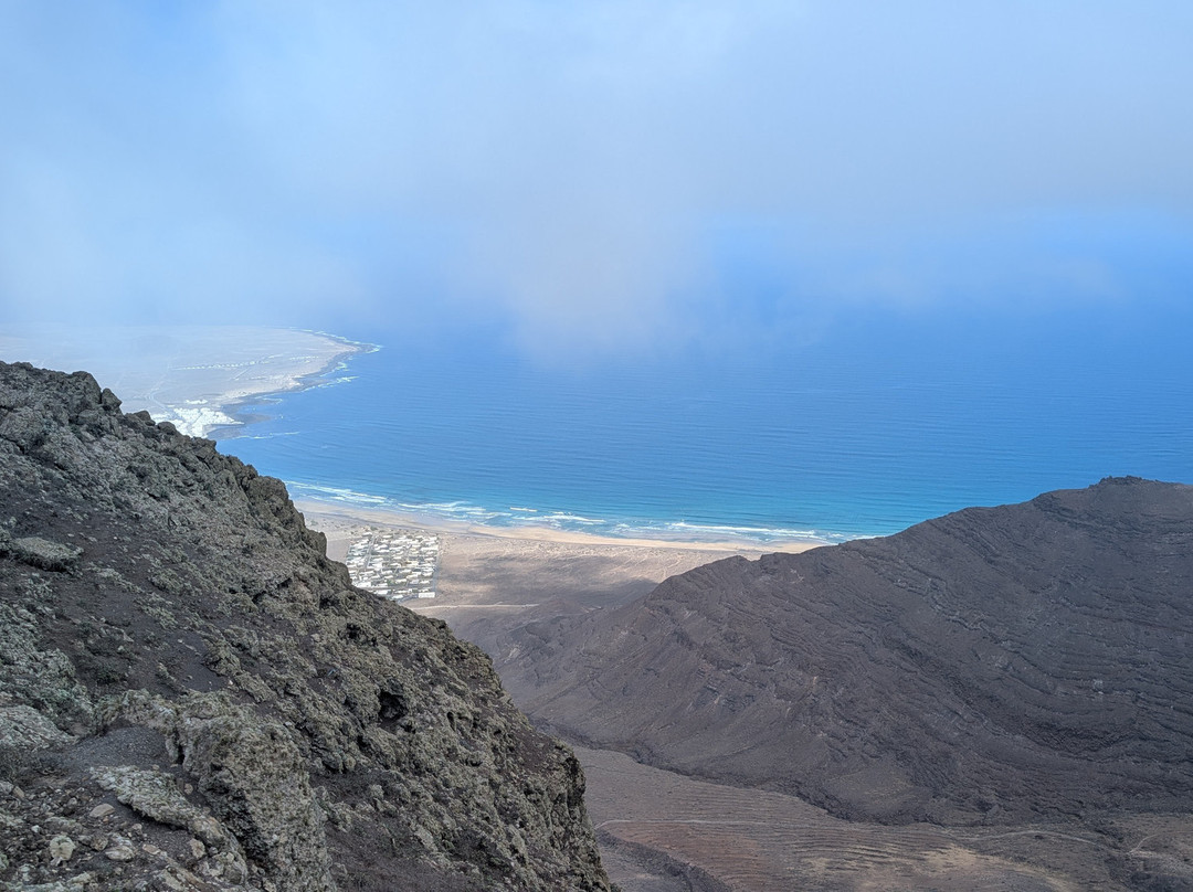 Mirador De Ermita De Las Nieves-Teguise必去景点