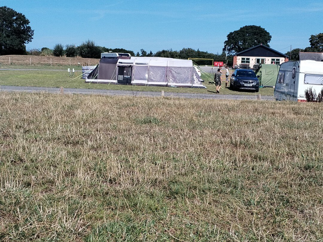 Stamford Way Fisheries and Camping-Ewloe必去景点