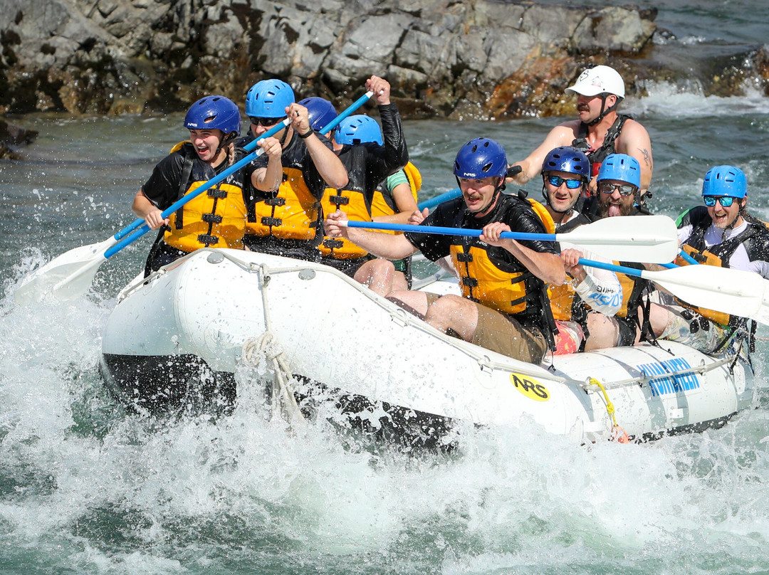 Kumsheen Rafting Resort - Day Trips-Lytton必去景点