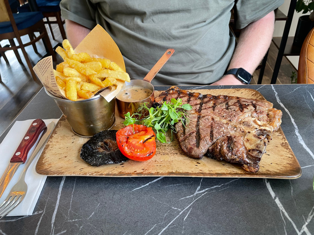 The Cheddar Lounge