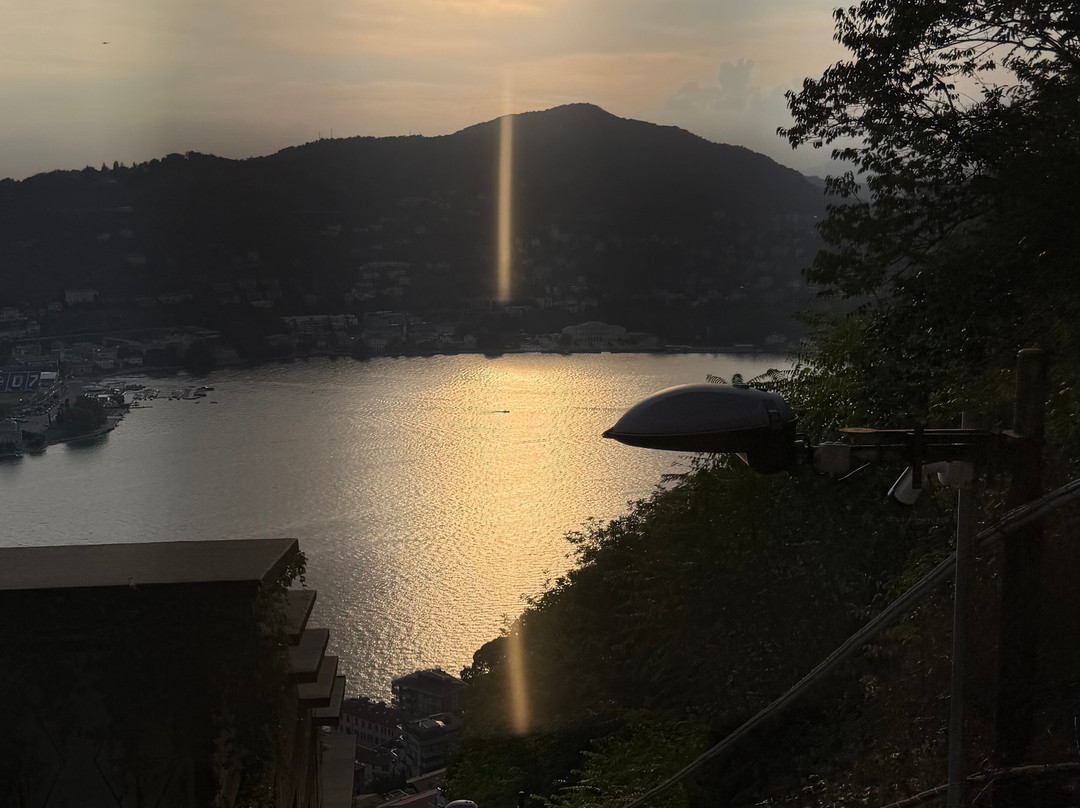 科莫-布鲁纳特电缆车-科莫必去景点
