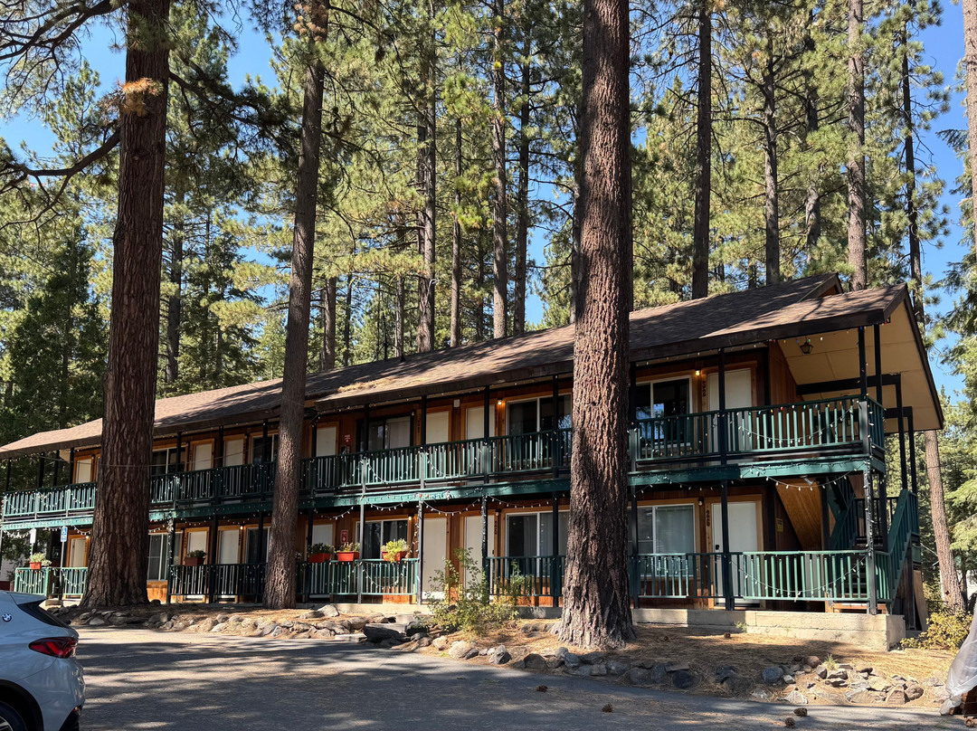 Tamarack Lodge主图