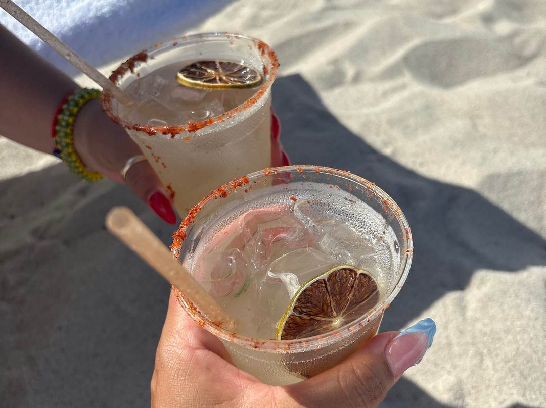 南海滩壹酒店主图