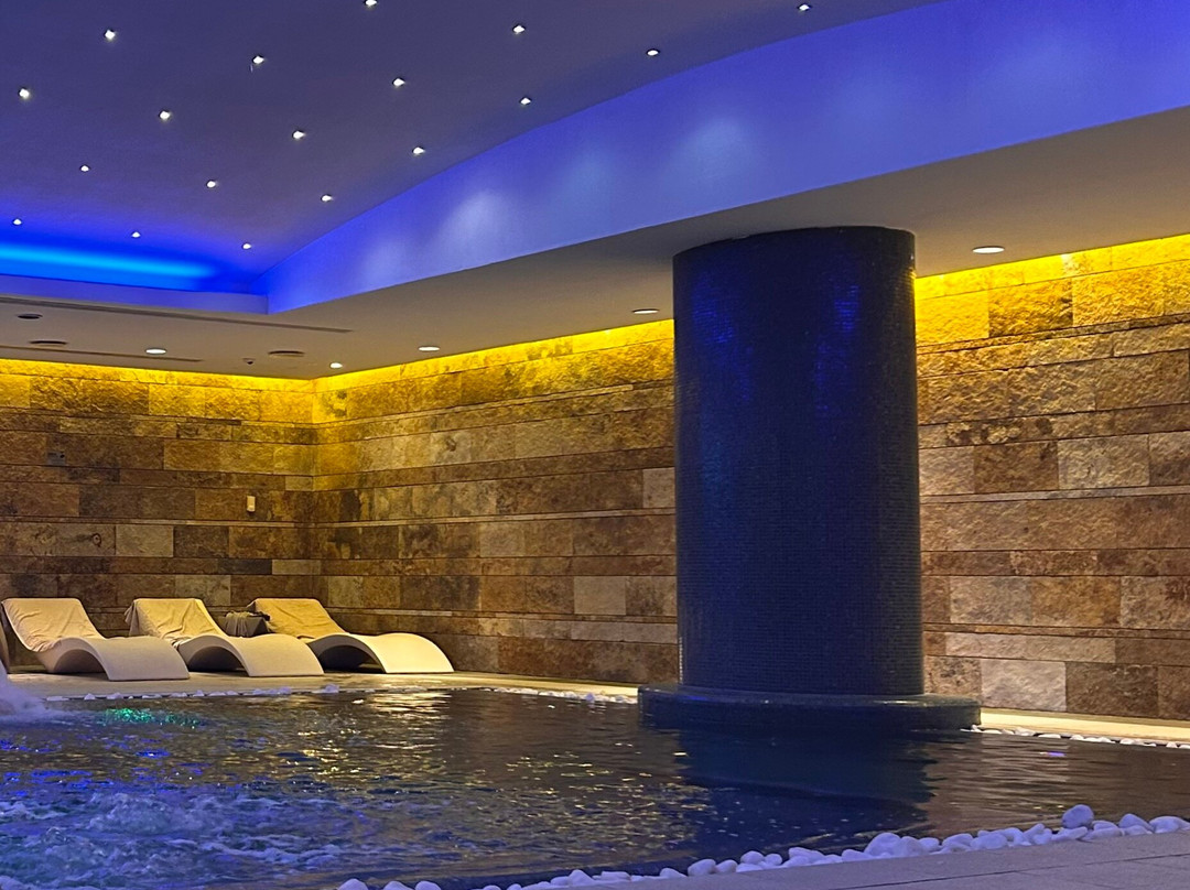 UNA HOTELS T Hotel Cagliari主图