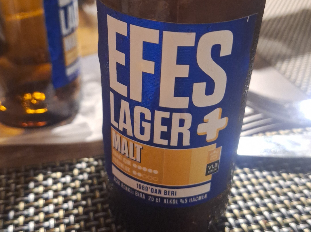 德尔芬宫酒店主图