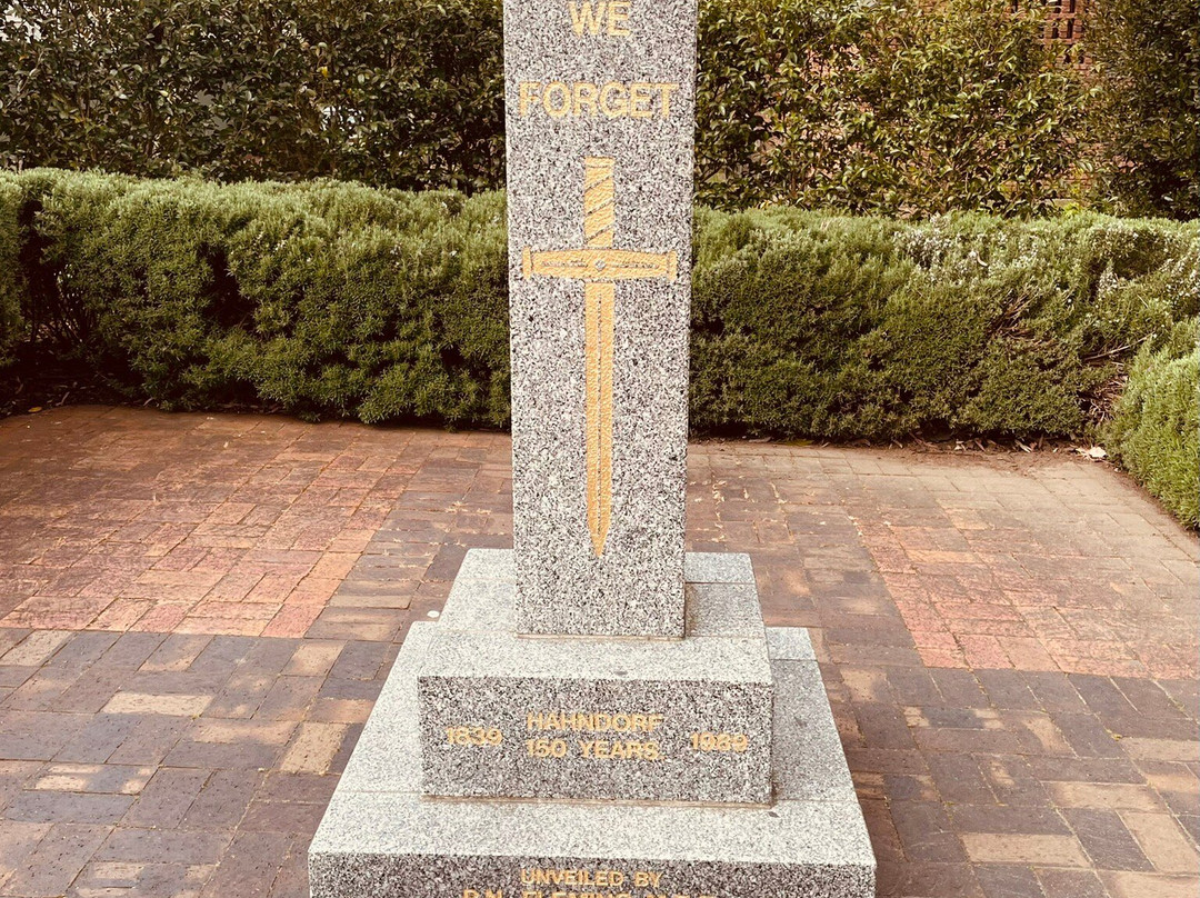 Soldier Memorial-汉道夫德国村必去景点
