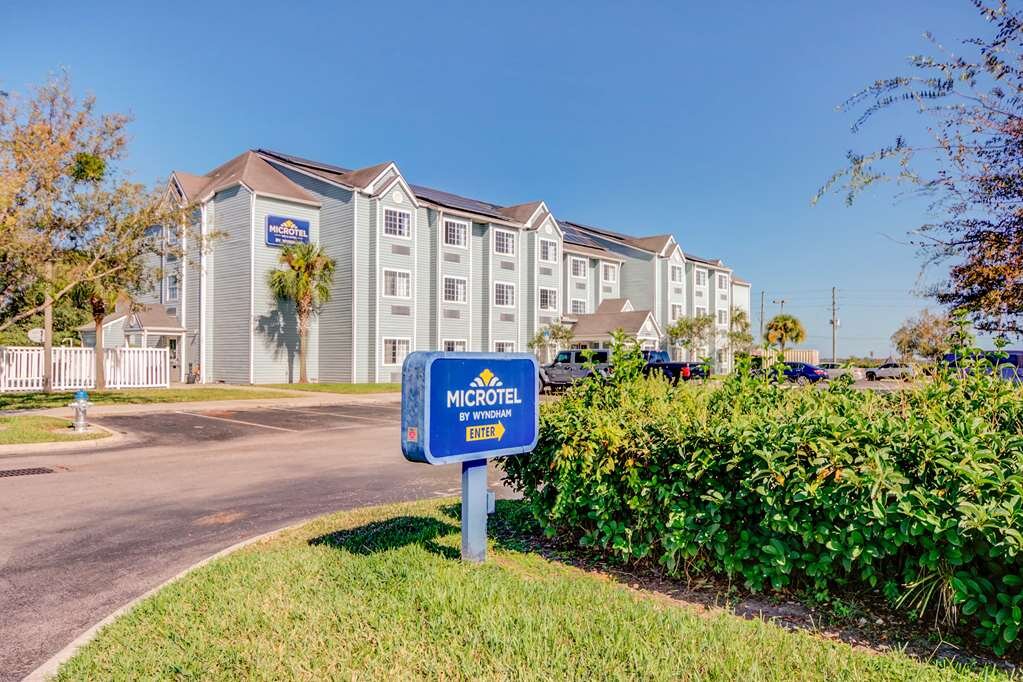 Microtel Inn & Suites by Wyndham Zephyrhills-官方