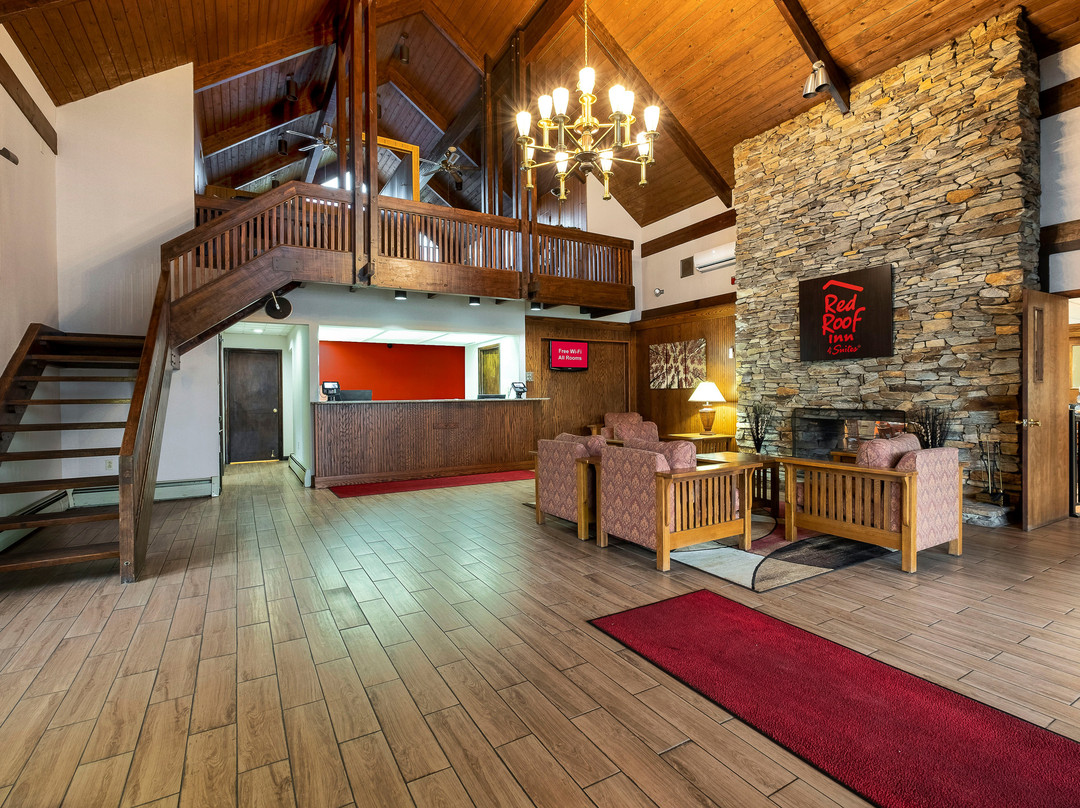 Red Roof Inn & Suites Hazleton主图