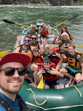 Teton Whitewater Rafting and Scenic Trips-杰克逊必去景点