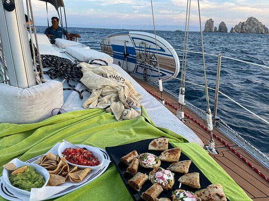 All Ways Cabo Boats-卡波圣卢卡斯必去景点