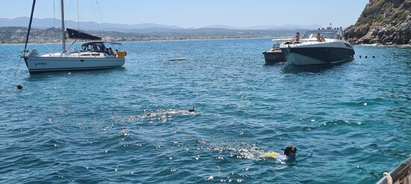 Captain Nick's Glass Bottom Boat Aphrodite-干尼亚必去景点