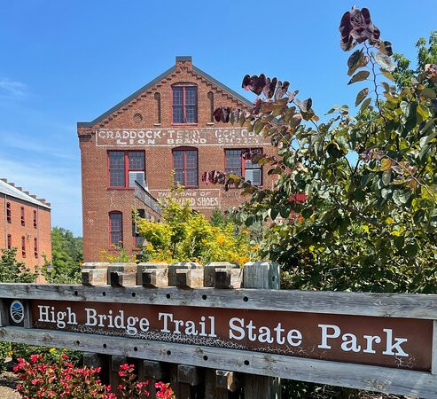 Hotel Weyanoke主图