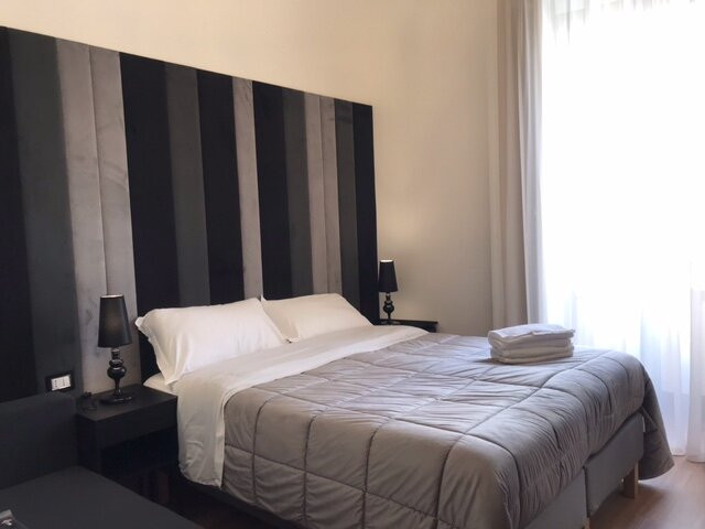 Piano Tavola酒店住宿-Motta Palace Apartments & Rooms