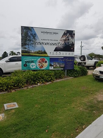 Windaroo Lakes Golf Course景点图片