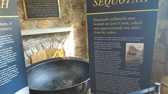 Sequoyah's Cabin Museum景点图片