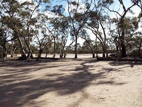 Broughton's Waterhole-Kaniva必去景点