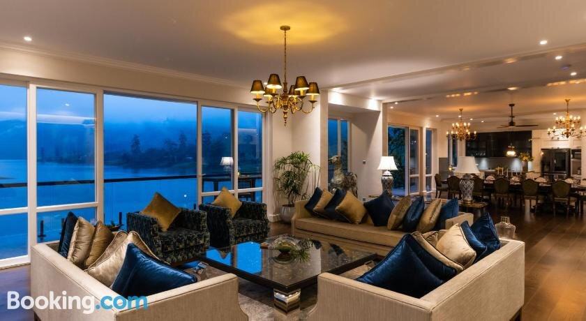 Villa Serenity主图