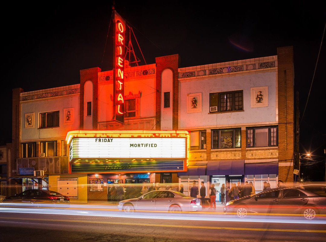 Lakeside旅游景点-The Oriental Theater
