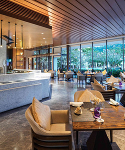 Terrace at The Danna餐厅图片