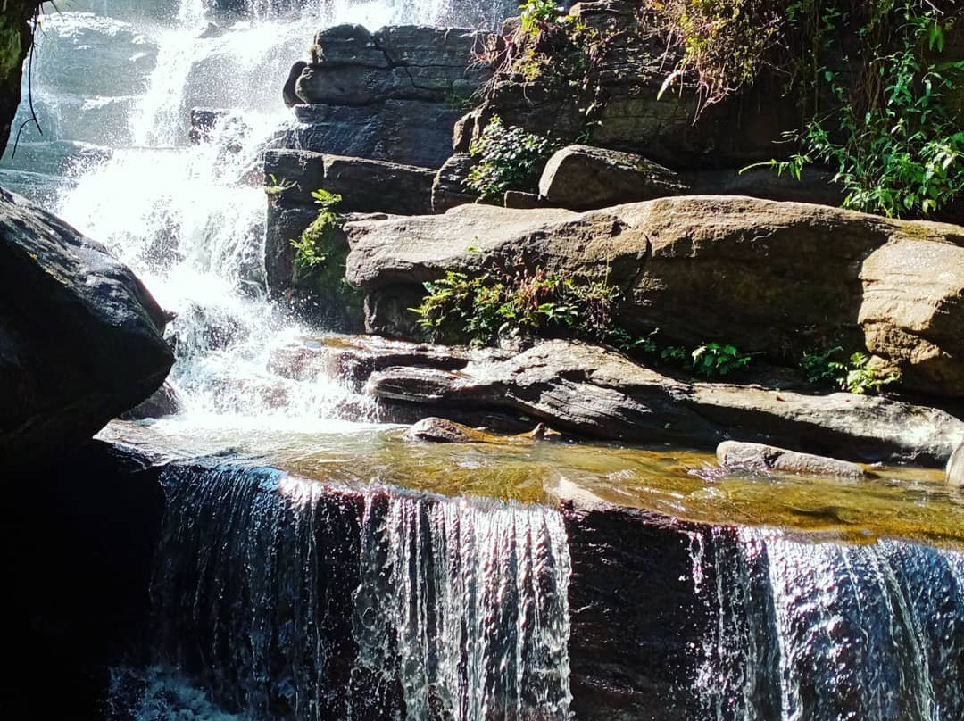 Olu Ella Falls景点图片