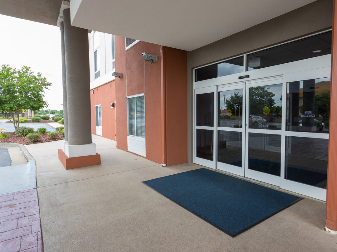 Holiday Inn Express & Suites Athens by IHG主图