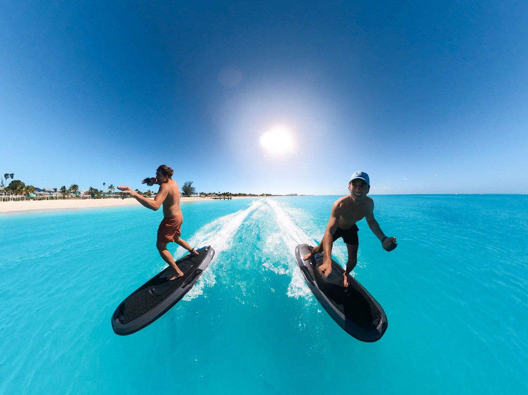 ESURF TCI - Electric Surfboard Rental-普罗维登西亚莱斯必去景点